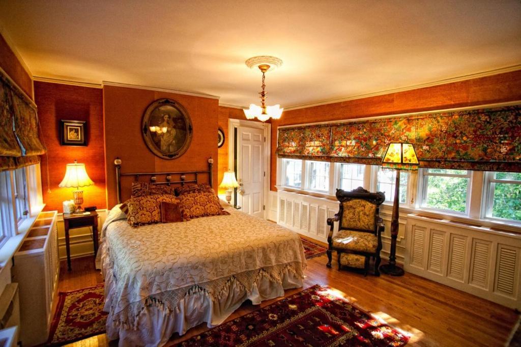 The Melange Inn Hendersonville Exterior foto