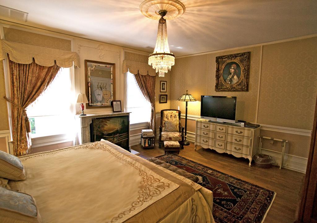 The Melange Inn Hendersonville Exterior foto
