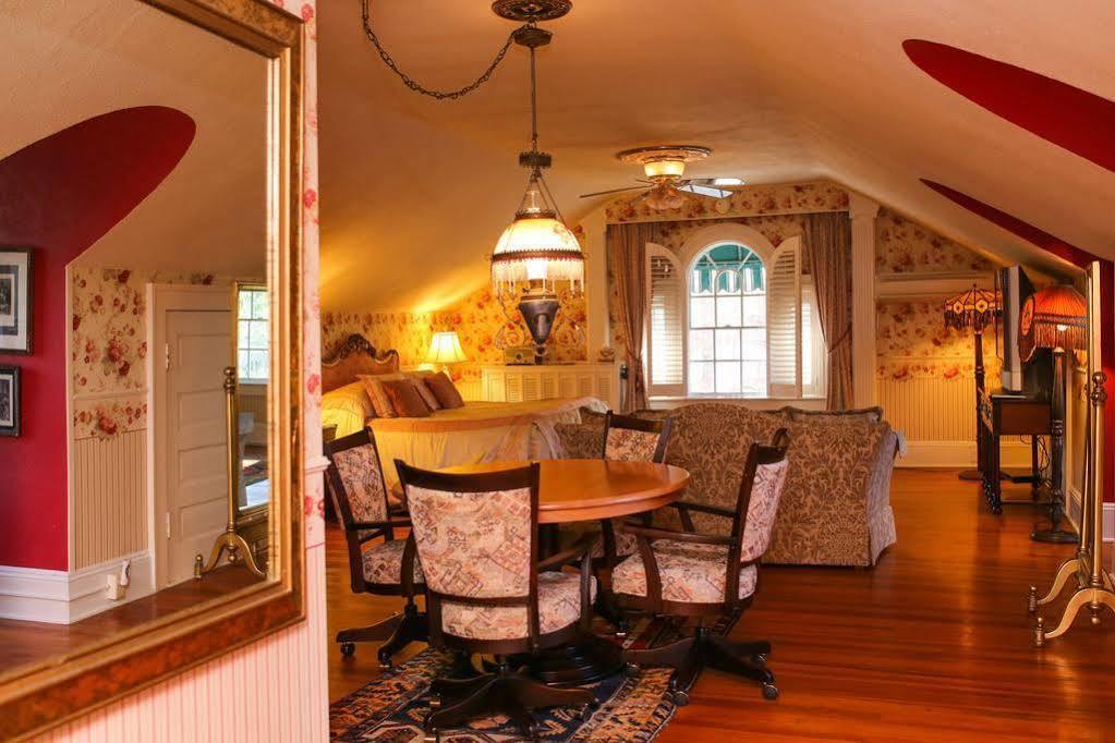 The Melange Inn Hendersonville Exterior foto