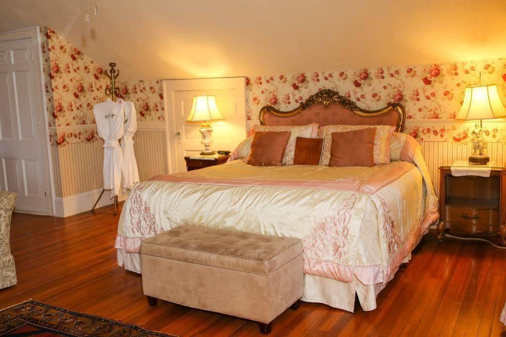 The Melange Inn Hendersonville Exterior foto